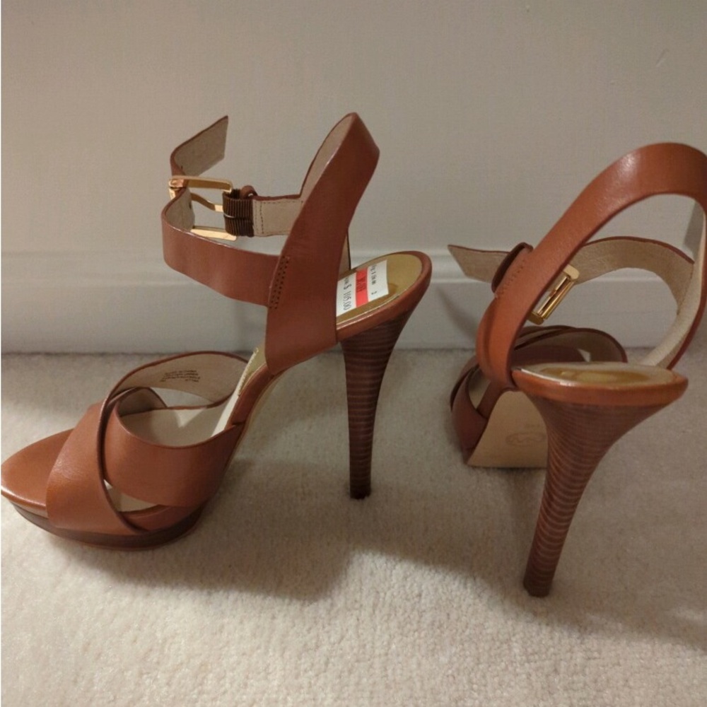 Michael Kors heels, never worn!! Gorgeous!!